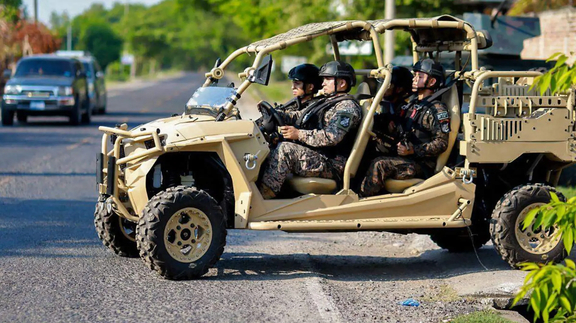 Bukele impone cerco militar a ciudad salvadoreña donde asesinaron a policía